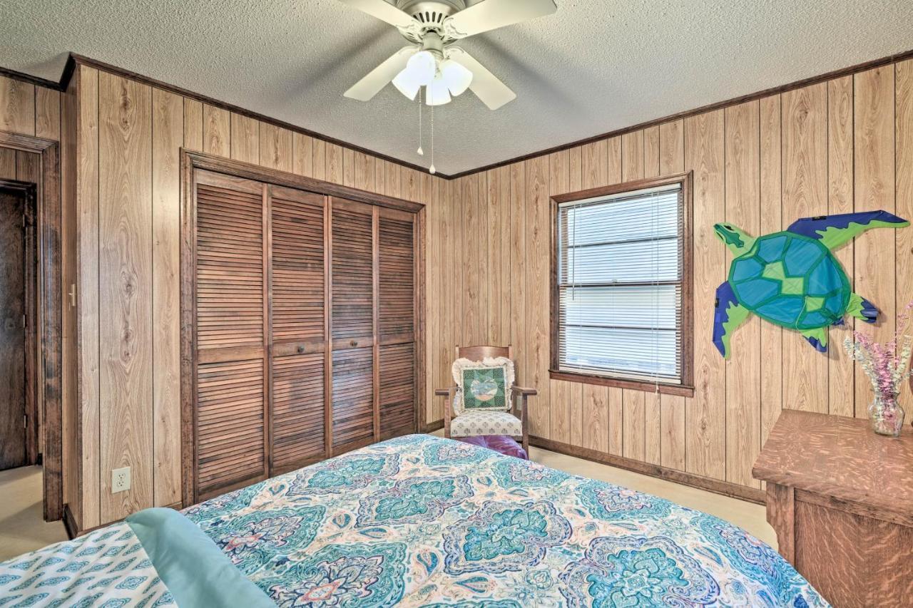 Pet-Friendly Second Row House Steps To Beach! Holden Beach Extérieur photo